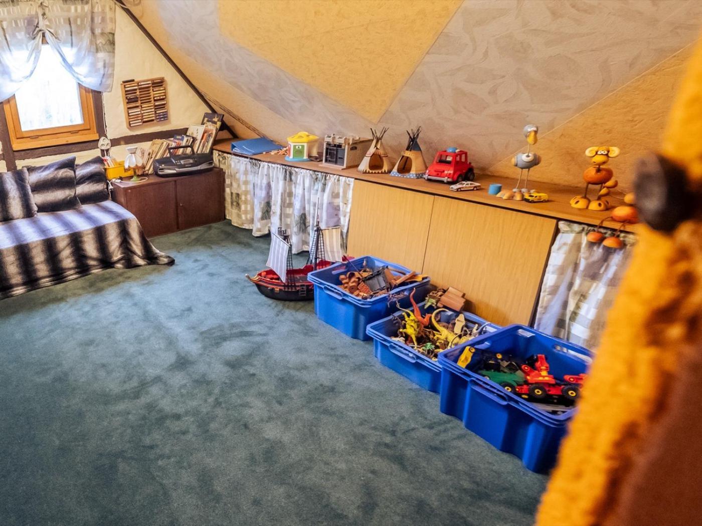 Apartment Gartentraum, Feuergrill, Kids-spielwelt, 4raeume Hartenstein (Saxony)